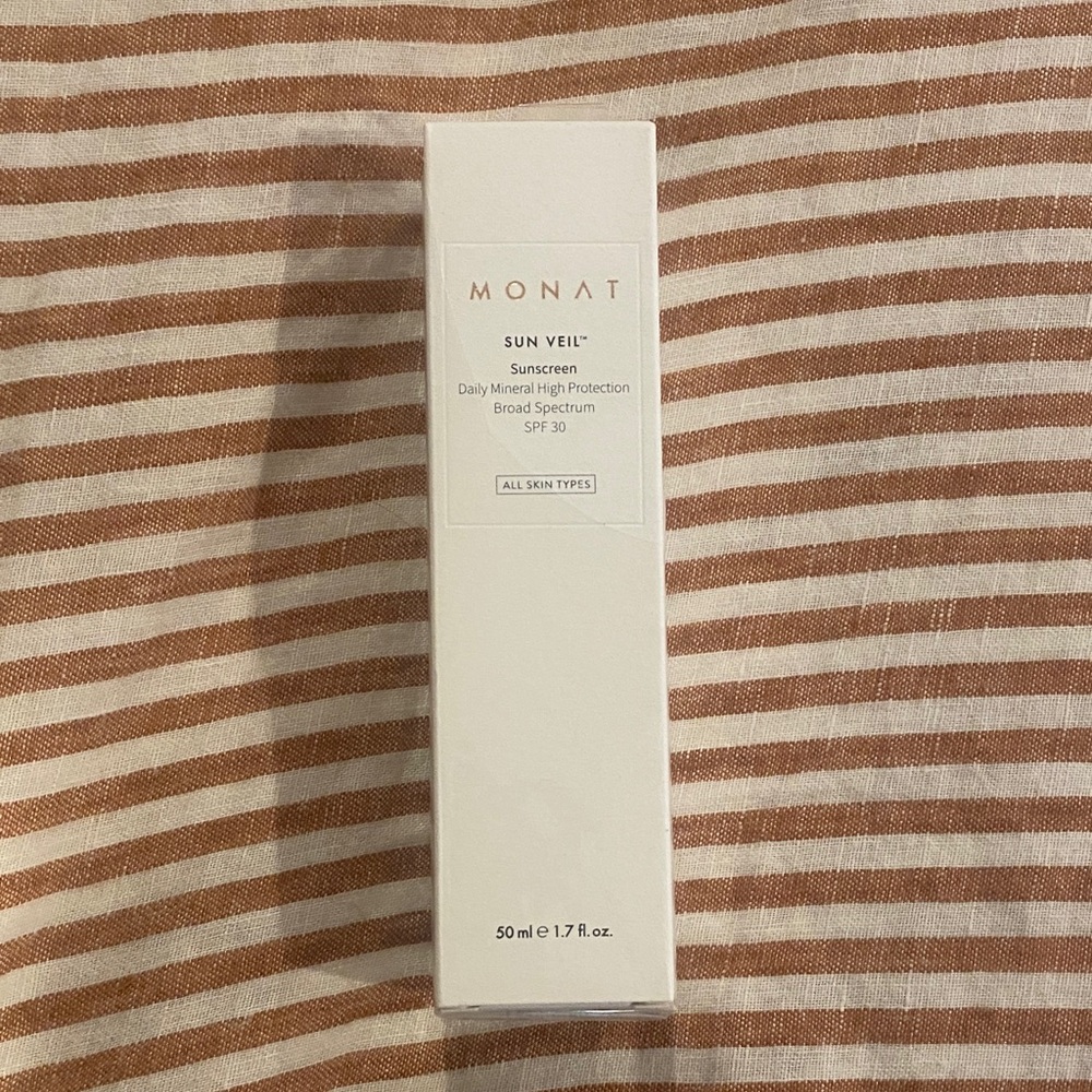 Monat Sun Veil Sunscreen SPF 30